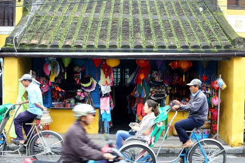 Cuộc sống chậm ở Hội An. 