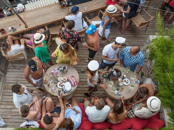 <strong>Khách sạn du khách dễ dàng trò chuyện với nhau nhất: </strong>Macakizi Hotel, Bodrum, Mugla, Thổ Nhĩ Kỳ. Giá phòng từ 725 USD/mỗi đêm. Ảnh: Jetsetter