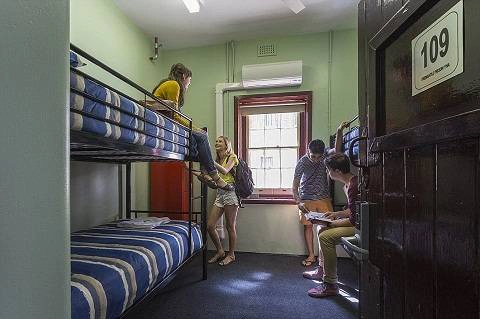 Fremantle YHA 150317