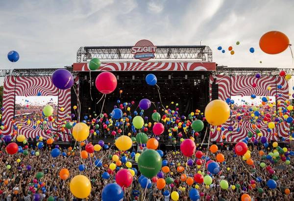 Không khí cuồng nhiệt tại lễ hội âm nhạc Sziget. Ảnh: szigetfestival.com Không khí cuồng nhiệt tại lễ hội âm nhạc Sziget. Ảnh: szigetfestival.com