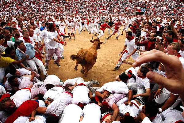 Ảnh: matadornetwork.com nhung-le-hoi-soi-dong-kich-thich-ban-len-duong-du-lich-thang-7-ivivu-1