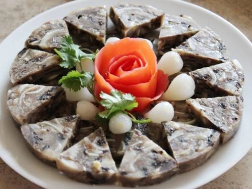 Giò thủ có thể để nhiều ngày mà ăn vẫn ngon. Giò thủ có thể để nhiều ngày mà ăn vẫn ngon.