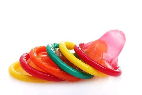 Bao cao su vừa gọn nhẹ, vừa chống nước, chống trầy xước cho điện thoại, máy ảnh, máy nghe nhạc... Bao cao su vừa gọn nhẹ, vừa chống nước, chống trầy xước cho điện thoại, máy ảnh, máy nghe nhạc...