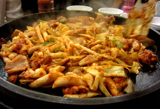 nhung-mon-ga-ngon-noi-tieng-o-han-quoc-ivivu-4