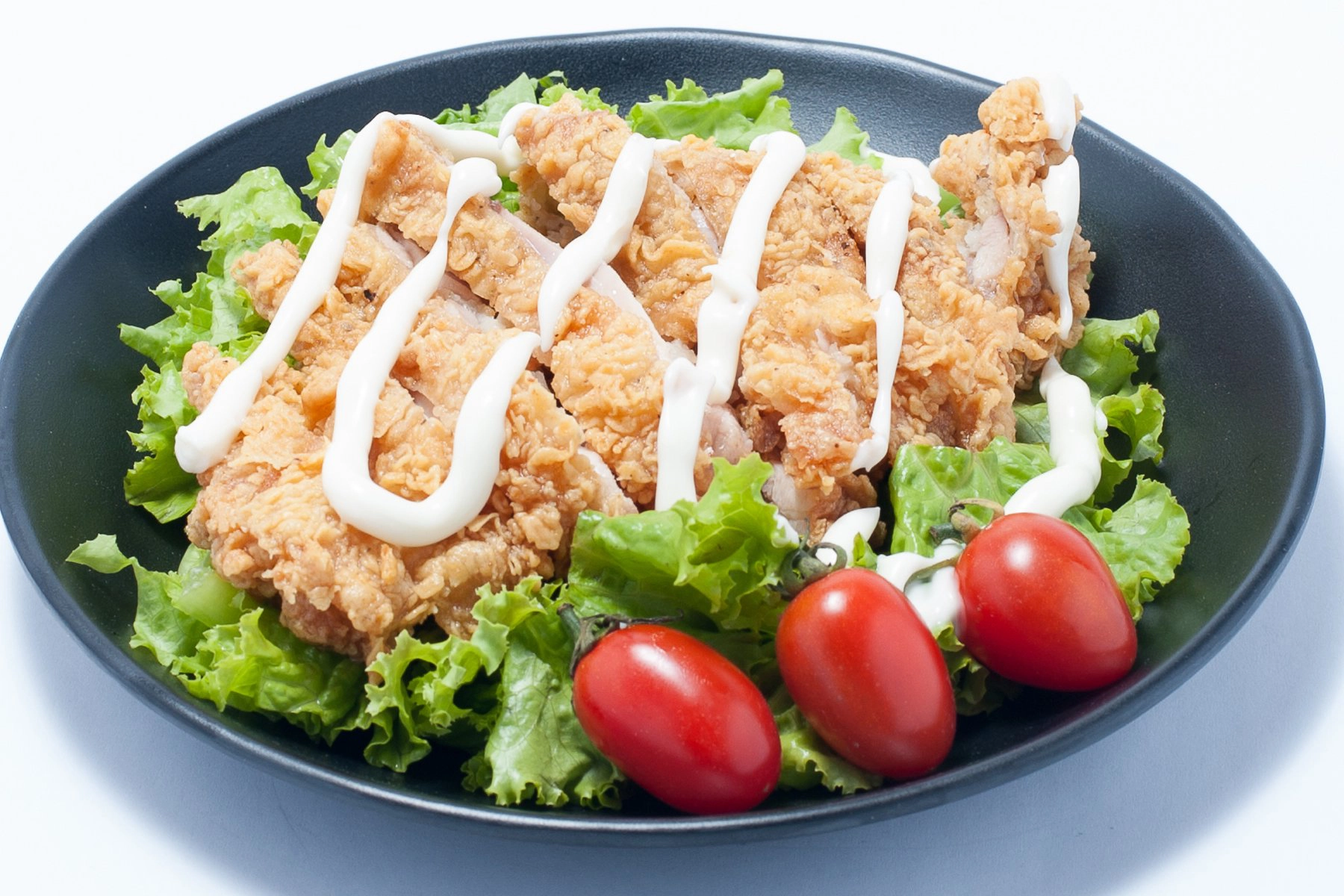 Ngoài salad tốt cho sức khỏe thì Salad gà giòn lại không tốt cho sức khỏe