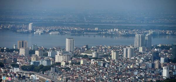 Hồ Tây trước đây còn có các tên gọi khác như đầm Xác Cáo, hồ Kim Ngưu, Lãng Bạc, Dâm Đàm, Đoài Hồ, là hồ nước tự nhiên lớn nhất ở nội thành Hà Nội. Hồ Tây trước đây còn có các tên gọi khác như đầm Xác Cáo, hồ Kim Ngưu, Lãng Bạc, Dâm Đàm, Đoài Hồ, là hồ nước tự nhiên lớn nhất ở nội thành Hà Nội.