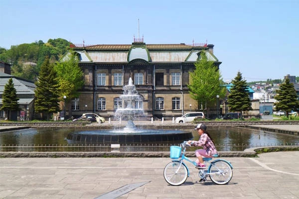 Cuộc sống yên bình, thân thiện, mê hoặc bất kỳ khách du lịch nào. Cuộc sống yên bình, thân thiện, mê hoặc bất kỳ khách du lịch nào.