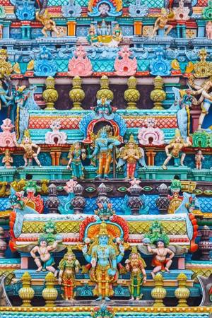 Tamil Nadu, Ấn Độ: Nằm ở phía nam Ấn Độ, Tamil Nadu là nơi tập trung phần lớn các đền đài đạo Hindu như Sri Ranganathaswamy và Meenakshi Temple Complex. Tamil Nadu, Ấn Độ: Nằm ở phía nam Ấn Độ, Tamil Nadu là nơi tập trung phần lớn các đền đài đạo Hindu như Sri Ranganathaswamy và Meenakshi Temple Complex.