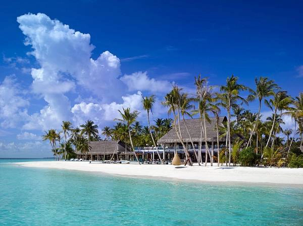 Các cặp đôi mới cưới có thể chọn Velaa ở Maldives, khách sạn trăng mật tuyệt nhất Ấn Độ Dương, để có một kỳ nghỉ yên tĩnh, riêng tư. Các cặp đôi mới cưới có thể chọn Velaa ở Maldives, khách sạn trăng mật tuyệt nhất Ấn Độ Dương, để có một kỳ nghỉ yên tĩnh, riêng tư.