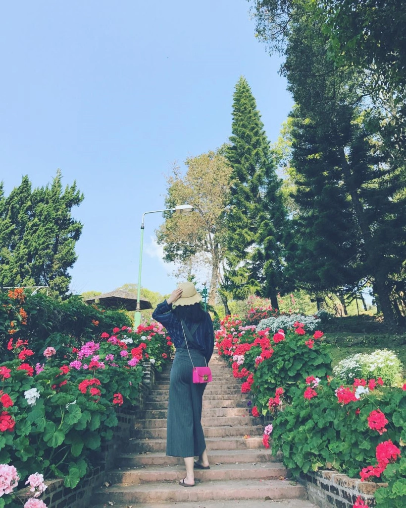 nhung-noi-nhat-dinh-phai-ghe-khi-du-lich-chiang-mai-ivivu-2