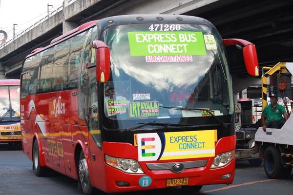 Hệ thống bus express (tốc độ nhanh) thường chạy các chặng đường dài, có bến đón trả khách nên không thuận tiện cho việc đi lại sinh hoạt của các gia đình.