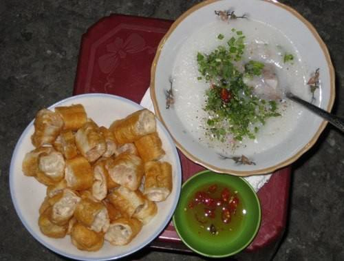 Cháo bò viên Lê Hồng Phong