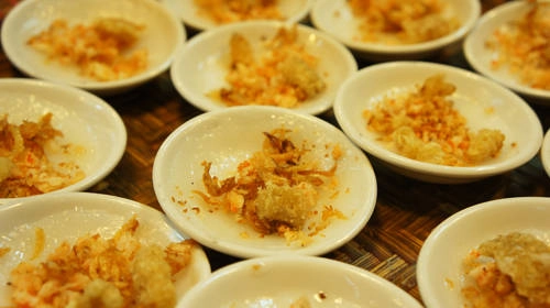 nhung-quan-an-hue-o-ha-noi-ivivu-1