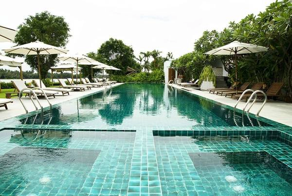 Thảo Điền Village: Nằm ở quận 2 với tổng diện tích lên tới gần 20.000 m2, khu nghỉ dưỡng này cách trung tâm TP HCM khoảng 7 km, với không gian xanh mát, rộng rãi. Ảnh: Thao Dien Village.