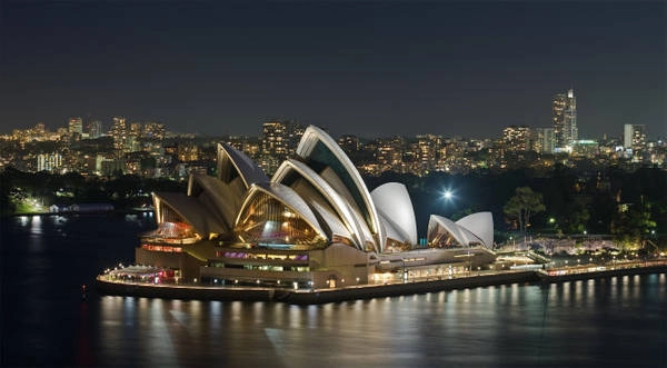 Nhà hát Opera Sydney là một trong 10 kiệt tác kiến trúc tiêu biểu nhất của thế kỷ 20 - Ảnh: wiki