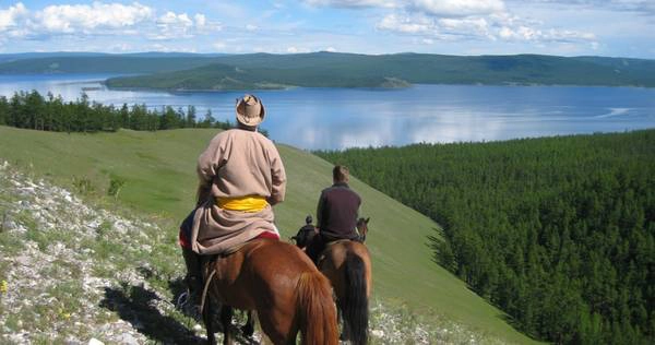 Theo các nhà nghiên cứu, hồ Khuvsgul là một trong 17 hồ cổ đại trên thế giới. Ảnh: Tripsmongolia.com Theo các nhà nghiên cứu, hồ Khuvsgul là một trong 17 hồ cổ đại trên thế giới. Ảnh: Tripsmongolia.com