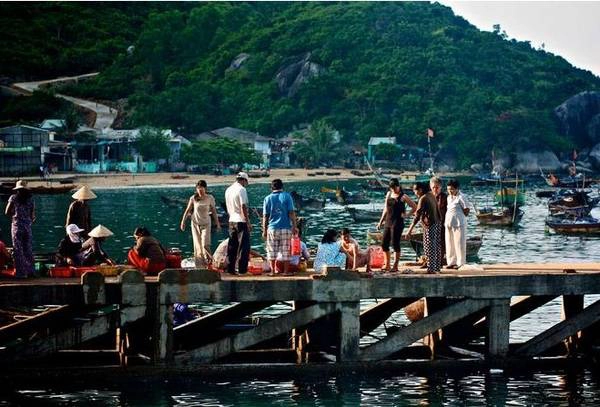 Chợ sớm trên đảo Cù Lao Chàm. Ảnh: Duyanh Pham/flickr.com Chợ sớm trên đảo Cù Lao Chàm. Ảnh: Duyanh Pham/flickr.com