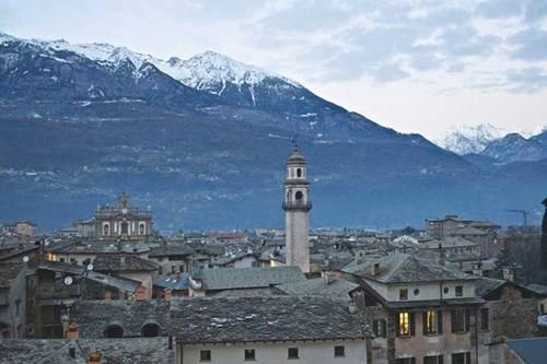 Sondrio, thành phố rượu vang miền Bắc Ý Sondrio, thành phố rượu vang miền Bắc Ý