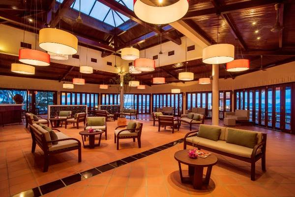 Không gian ấm cúng tại Lá Giang Restaurant & Bar. Ảnh: victoriahotels.asia