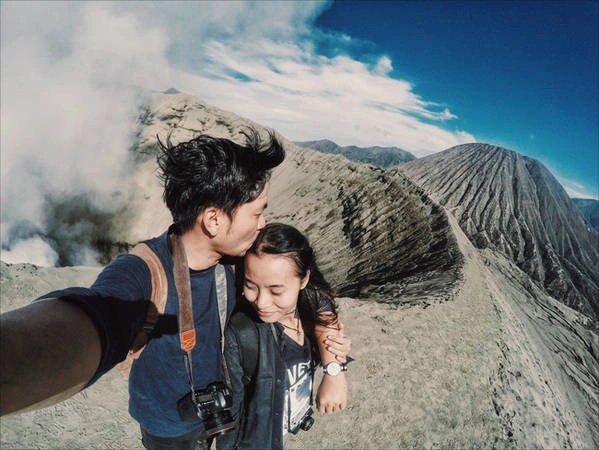 o-ngay-gan-viet-nam-thoi-ban-co-the-trai-nghiem-cam-giac-san-may-tren-dinh-nui-lua-ivivu-21