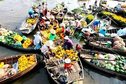 Chợ Cái Răng - điểm hút khách du lịch độc đáo của Cần Thơ. Chợ Cái Răng - điểm hút khách du lịch độc đáo của Cần Thơ.