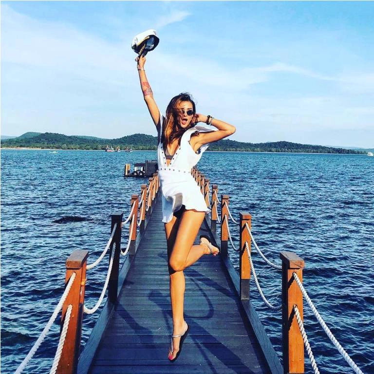Rock-Island-Club-nam-nghi-ivivu-14