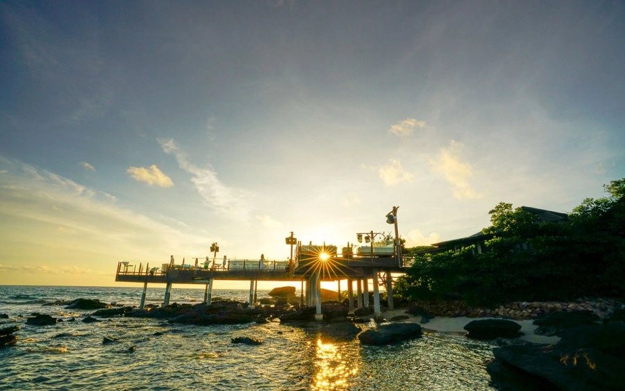 Rock-Island-Club-nam-nghi-ivivu-11