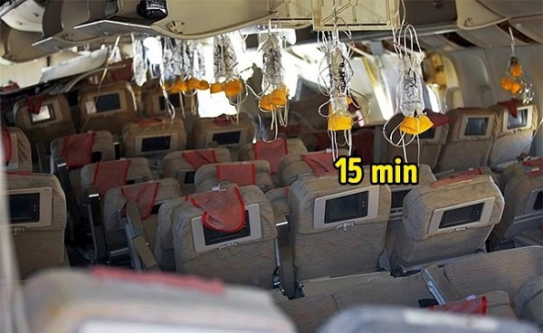 phi-cong-giai-thich-ve-10-bi-mat-tren-may-bay-it-duoc-tiet-lo-ivivu-9
