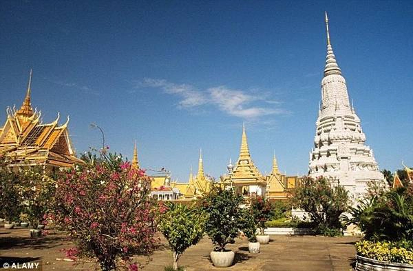 Cung điện hoàng gia là một trong những điểm đến được nhiều du khách yêu thích. Cung điện hoàng gia là một trong những điểm đến được nhiều du khách yêu thích.