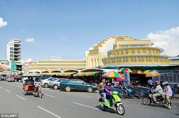 Tầng lớp trung lưu và thượng lưu ngày một nhiều. Họ cũng đang tìm cách để tiêu tiền. Tầng lớp trung lưu và thượng lưu ngày một nhiều. Họ cũng đang tìm cách để tiêu tiền.
