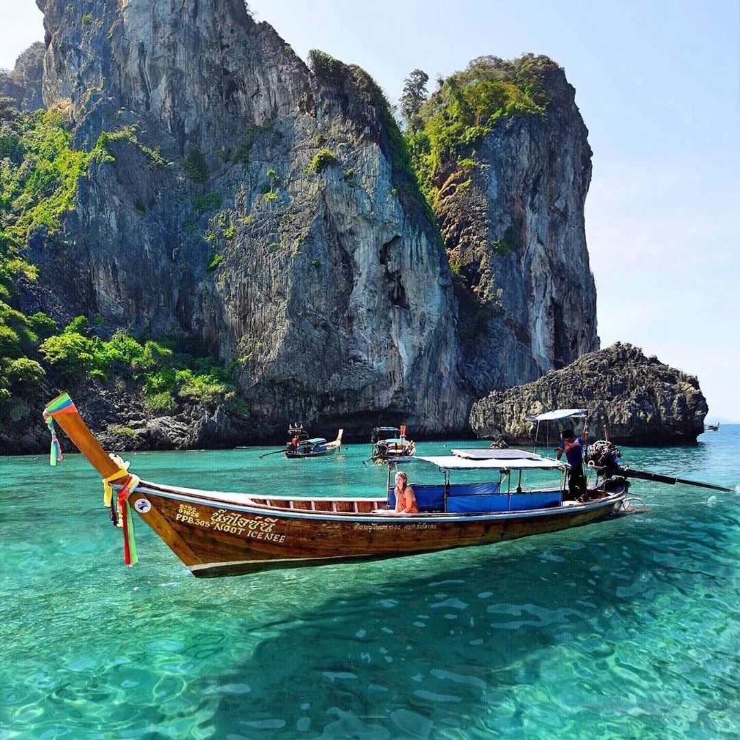 Phuket-Thai-Lan-don-khach-quoc-te-tu-ngay-1-7-ivivu