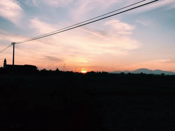 Hoàng hôn trên biển. Hoàng hôn trên biển.