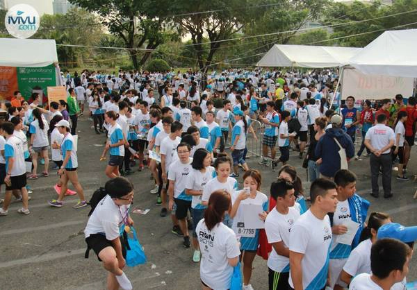 Không khí sôi nổi tại HCMC Run 2015. 