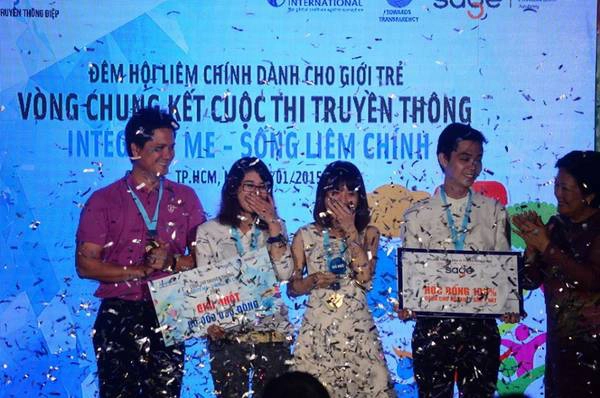 chung-ket-dem-hoi-liem-chinh-integrity-me-ivivu-1