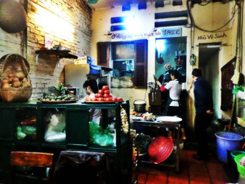 quan-an-goi-nho-thoi-bao-cap-o-ha-noi-ivivu-12