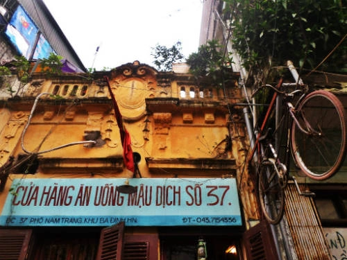quan-an-goi-nho-thoi-bao-cap-o-ha-noi-ivivu-4