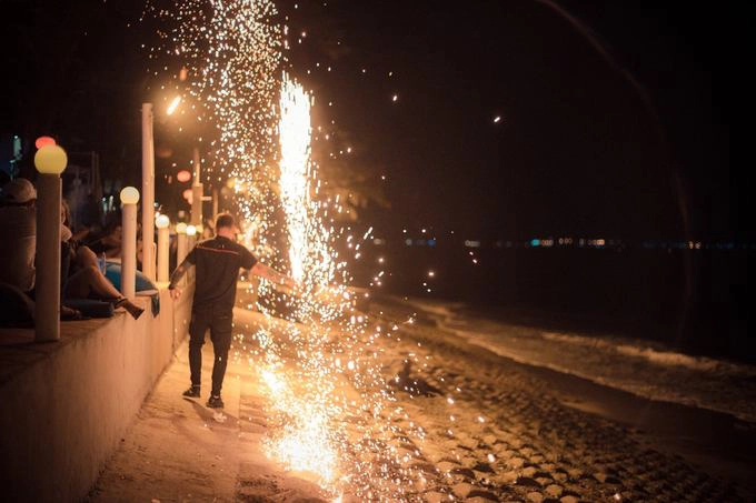 Nếu chỉ có vài ngày cuối tuần mà muốn tìm một nơi xả stress thì Dragon Beach là một gợi ý không tồi để bạn tận hưởng trọn vẹn kỳ nghỉ ngắn.