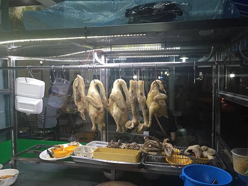 Nơi để thịt rất vệ sinh, sạch sẽ. Ảnh eva Nơi để thịt rất vệ sinh, sạch sẽ. Ảnh eva