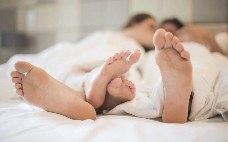 quan hệ đường hậu môn có mang thai không