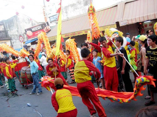 ram-thang-gieng-den-binh-duong-ruoc-kieu-ba-thien-hau-ivivu-9
