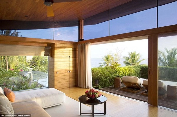 Du khách có thể tận mắt ngắm nhìn dải ngân hà trong đêm, tận hưởng trải nghiệm spa thư giãn, thoải mái mà không giới hạn với nhân viên chăm sóc riêng. Tuy nhiên chi phí cho một chuyến nghỉ dưỡng kéo dài một tuần ở đây khoảng 321.000 USD. Du khách có thể tận mắt ngắm nhìn dải ngân hà trong đêm, tận hưởng trải nghiệm spa thư giãn, thoải mái mà không giới hạn với nhân viên chăm sóc riêng. Tuy nhiên chi phí cho một chuyến nghỉ dưỡng kéo dài một tuần ở đây khoảng 321.000 USD.