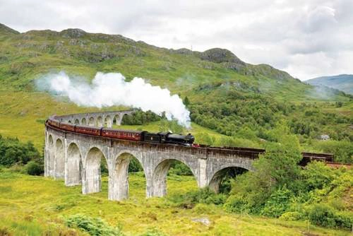 Tuyến xe lửa lãng mạn gắn với bộ truyện Harry Potter Tuyến xe lửa lãng mạn gắn với bộ truyện Harry Potter