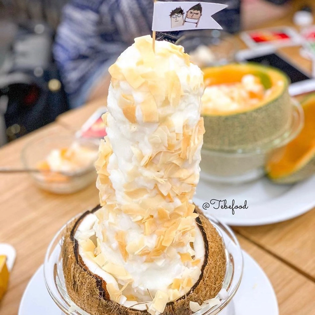 ru-hoi-ban-an-bingsu-mat-lanh-tai-4-dia-diem-o-tphcm-ivivu-3