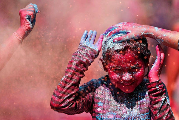 Lễ hội sắc màu Holi