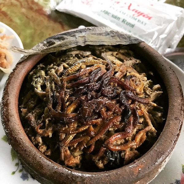 ruoi-mon-dac-san-nhin-thi-so-nem-thu-thi-me-rieng-co-cua-mien-bac-ivivu-12
