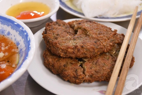 ruoi-mon-dac-san-nhin-thi-so-nem-thu-thi-me-rieng-co-cua-mien-bac-ivivu-7