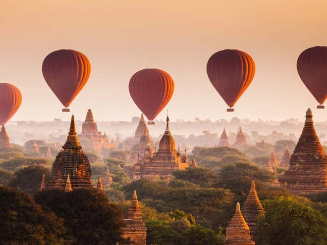 Bagan là thành phố cổ của Myanmar, cũng được chuyên trang du lịch của Mỹ đưa vào danh sách. Nơi đây được biến đến là một địa điểm khảo cổ với hơn 2.000 di tích Phật giáo nằm trên cao nguyên. Chuyên trang cũng gợi ý một số hoạt động như thăm chợ Mani-Sithu - khu chợ điển hình với các sản phẩm hàng dệt, khám phá thức ăn đường phố, mua đồ lưu niệm như đồ gỗ và đồ sơn mài... Ảnh: Instamandalay.