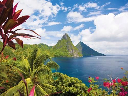 Hai ngọn núi Piton, biểu tượng của Saint Lucia Hai ngọn núi Piton, biểu tượng của Saint Lucia