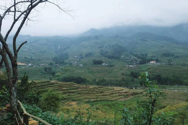 Khung cảnh ở bản Tả Van