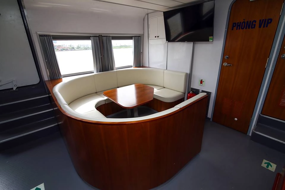 Ảnh: FB Greenlines DP - Catamaran Service - Tàu Cao Tốc Ảnh: FB Greenlines DP - Catamaran Service - Tàu Cao Tốc
